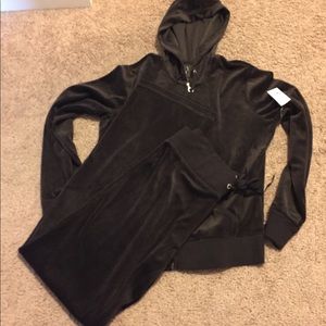 New York & Company brown lounge suit